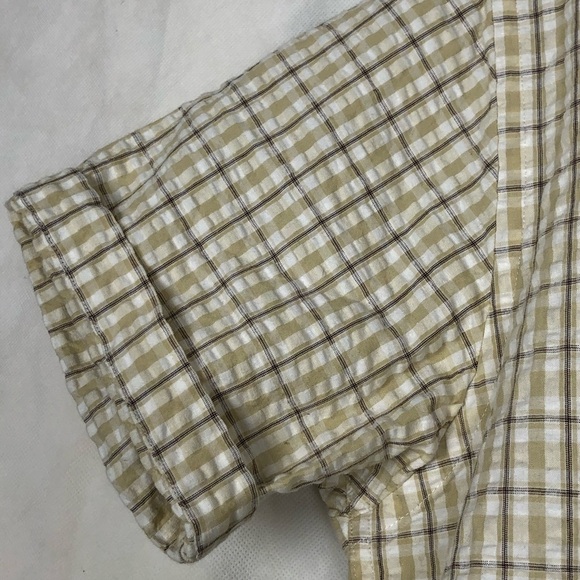 Perry Ellis Mens Short Sleeve Button Down Shirt Beige Size Medium Plaid Pocket - Picture 3 of 8